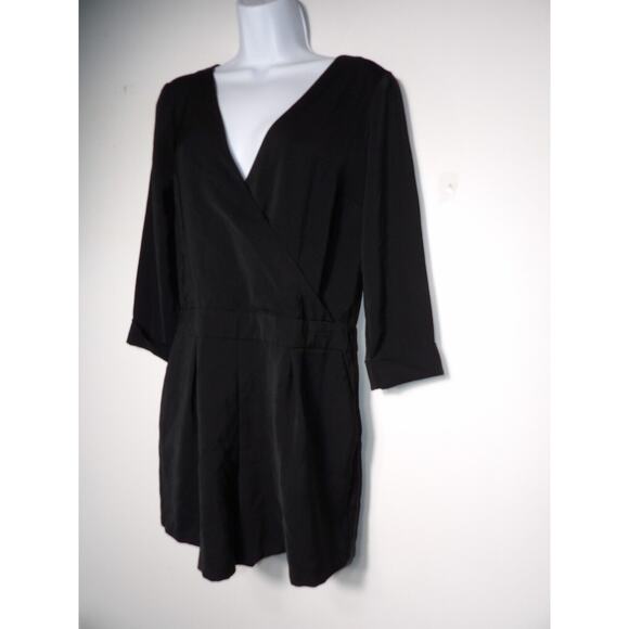 Abercrombie & Fitch Size 6 Romper Jumpsuit Black 3/4 Sleeve Zip Back Crossover - Picture 15 of 16